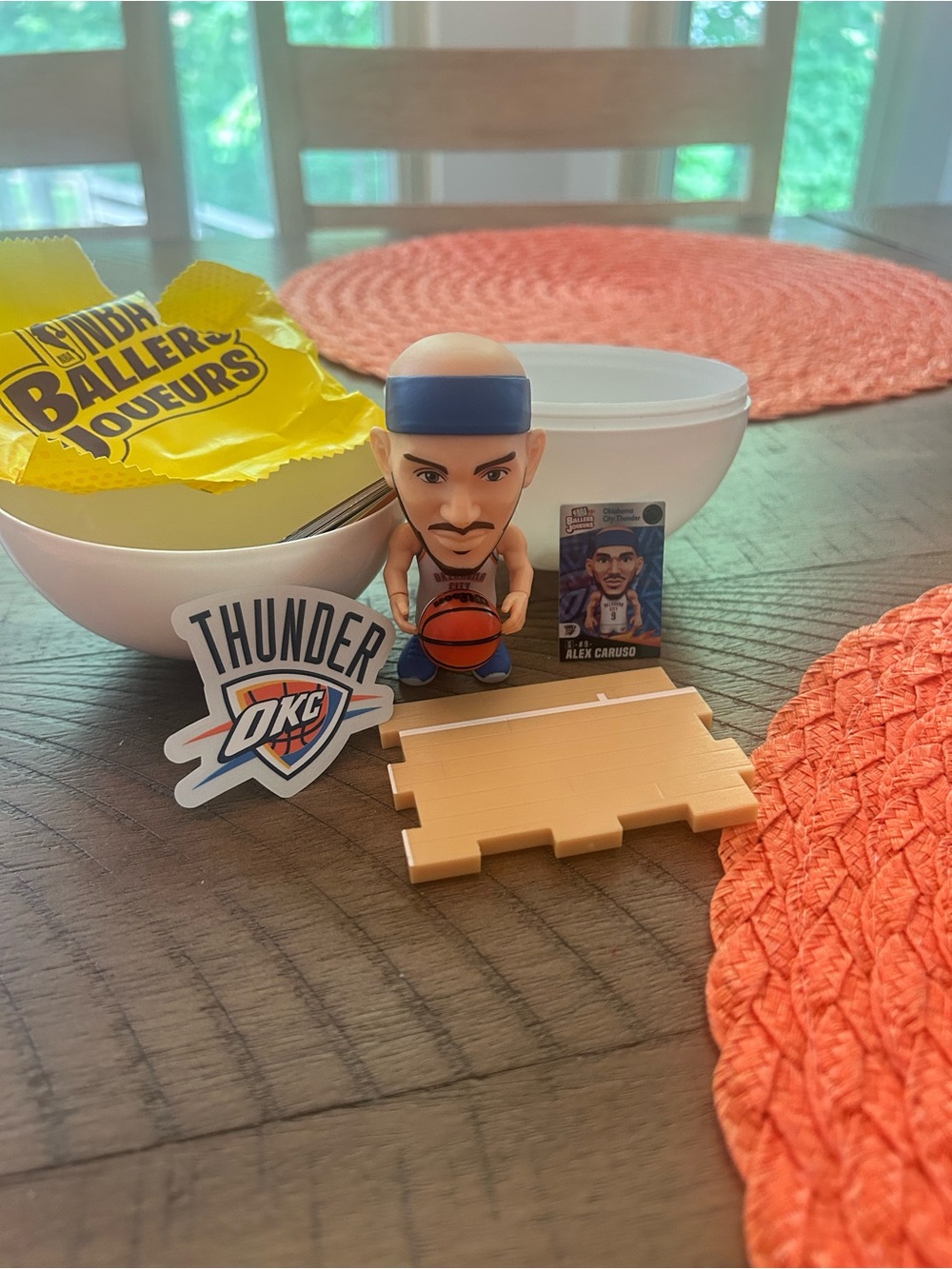 New! NBA Alex Caruso OKC Thunder Mini Figure w/ all accessories & packaging